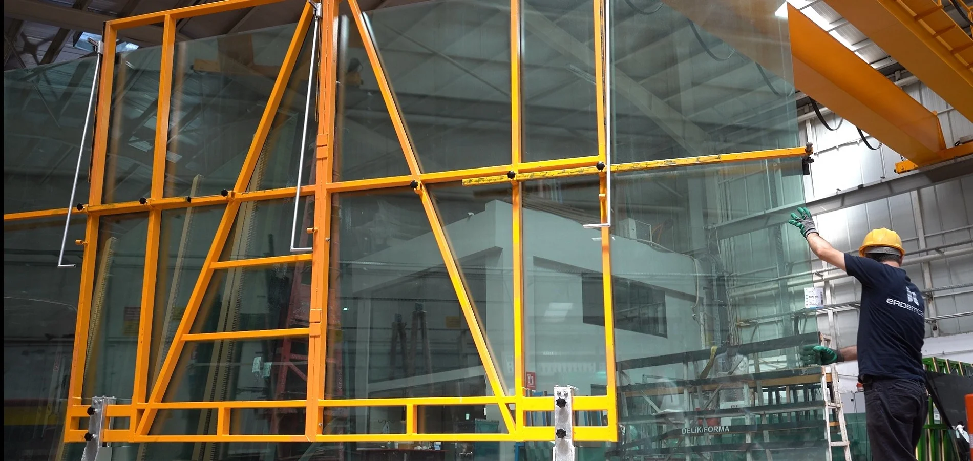 Erdem Glass